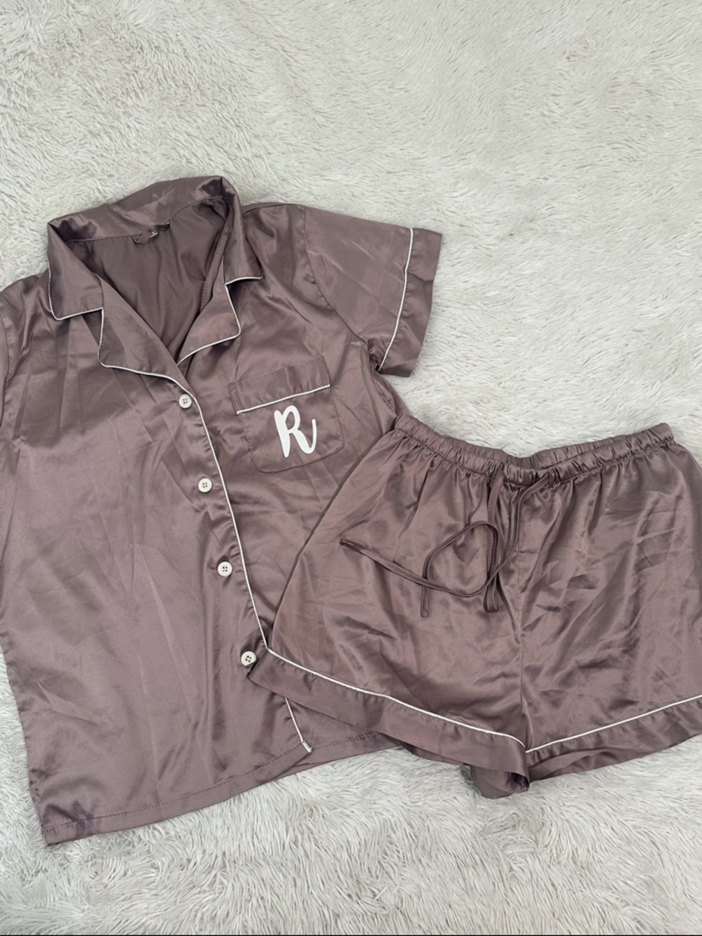 🌷 Amazon Satin Monogram “R” Pajama Set